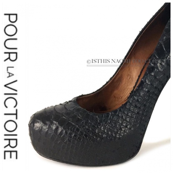 Pour La Victoire Shoes - 💕SALE💕 Pour La Victoire Snake Heels